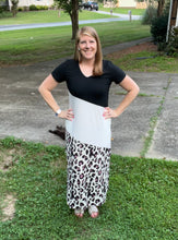 Load image into Gallery viewer, Leopard colorblock maxi dress
